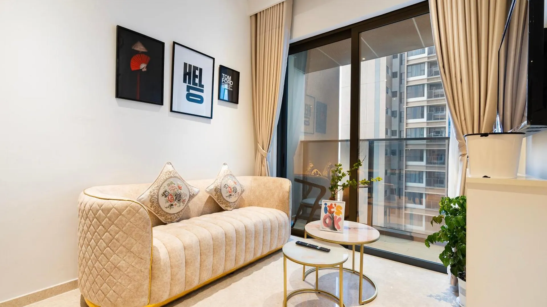 Happy High-End Apartments - Central, Whole City View & Infinity Pools - The Marq Ho Chi Minh City 0*,