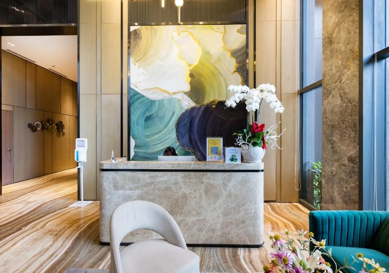 Happy High-End Apartments - Central, Whole City View & Infinity Pools - The Marq Ho Chi Minh City