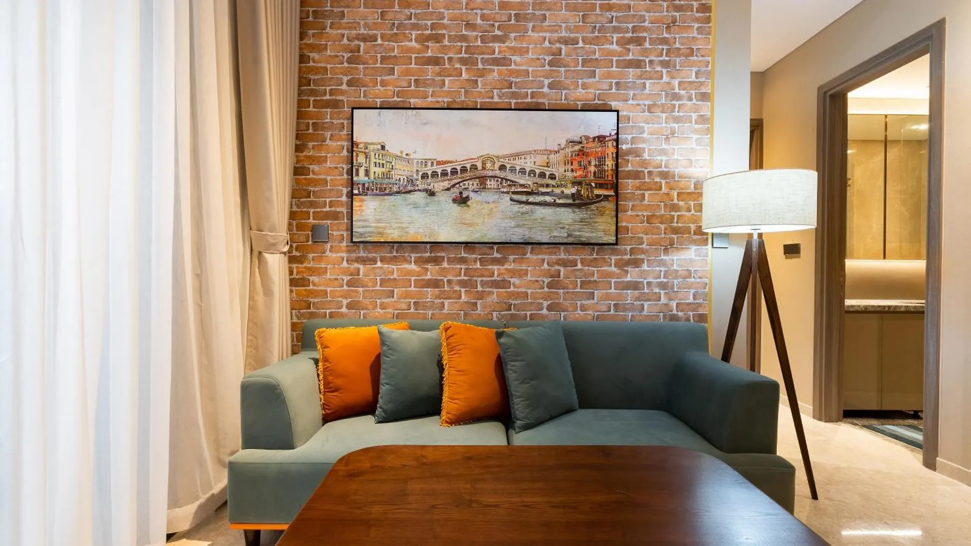 Happy High-End Apartments - Central, Whole City View & Infinity Pools - The Marq Ho Chi Minh City